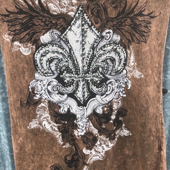 Daytrip Embellished Graphic Tee - Picture 7 of 9